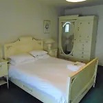 Guest house The White Swan 3*