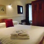 The White Swan 3*