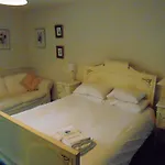 Guest house The White Swan 3*