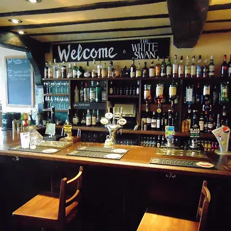 The White Swan 3*